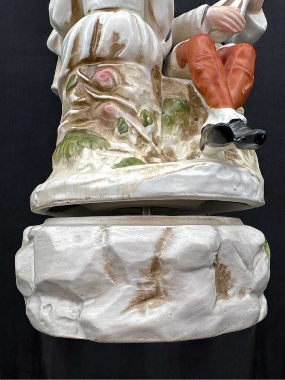 Vintage Price Import Japan Porcelain Music Box Lad Serenading Girl W/ Mandolin - Picture 7 of 14